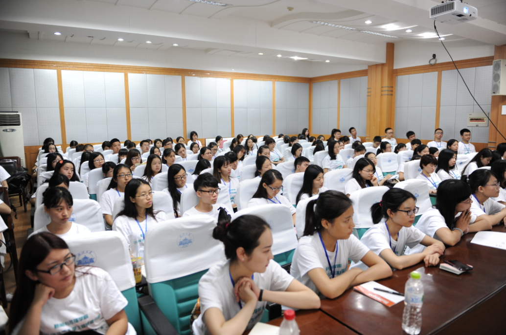 2014年优秀老员工暑期夏令营成功举办