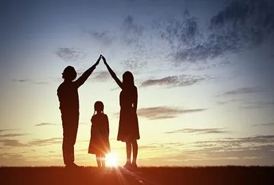 新闻公司本科生创作的两条公益广告在央广播出